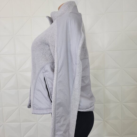 Lululemon Women's Heathered Ceramic Go Cozy Sherpa Fleece Basic Jacket Size 8 - Picture 4 of 11